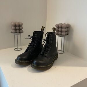 Dr.Martens